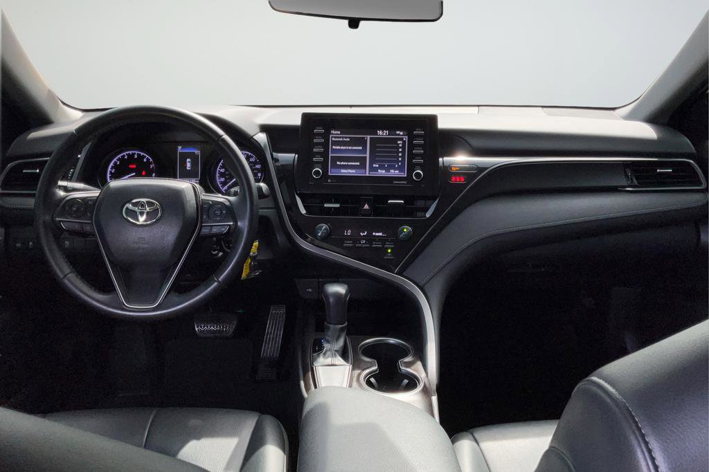 Used 2021 Toyota Camry SE FWD image 12
