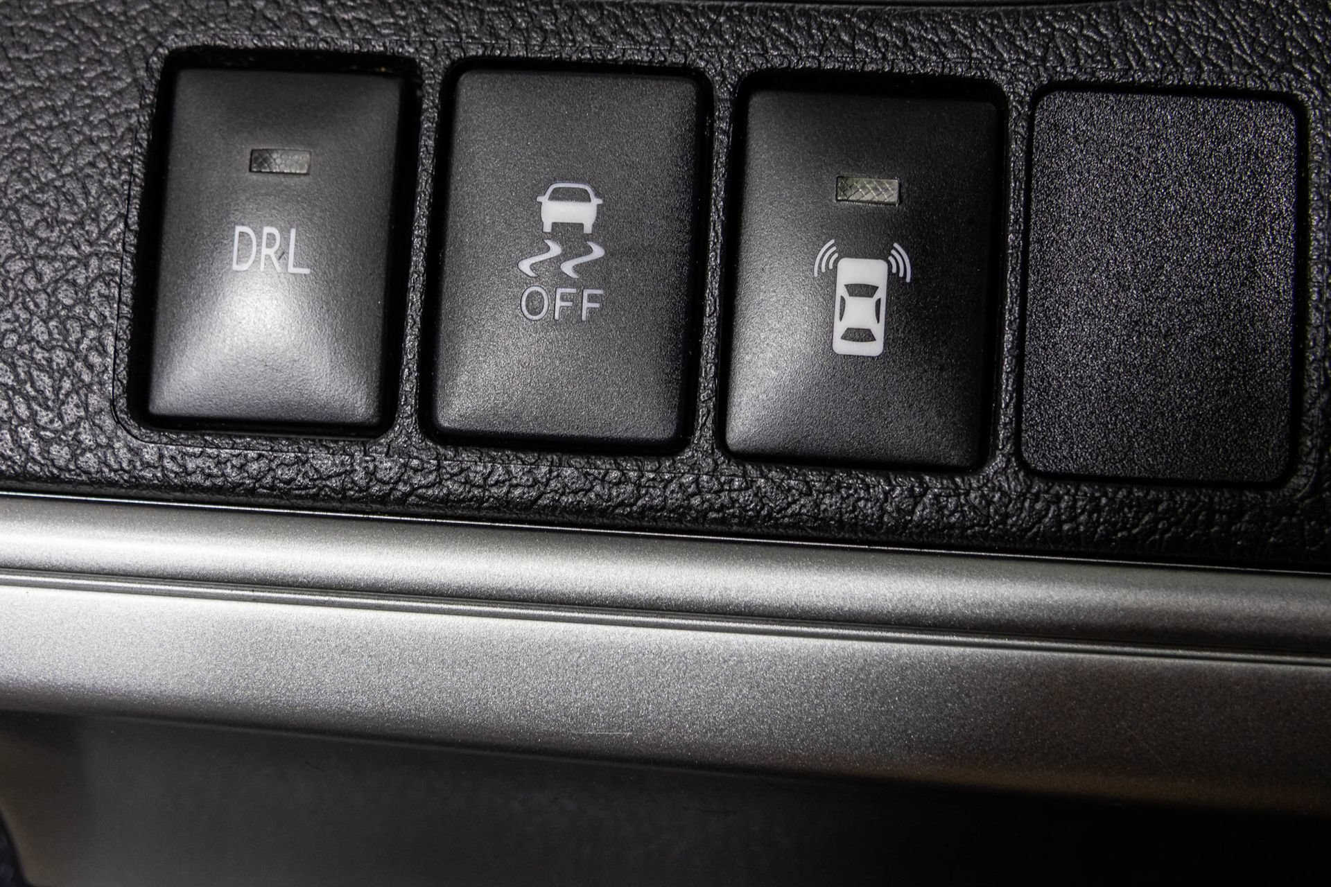 Used 2012 Toyota Camry SE w/ Leather Pkg FWD image 35
