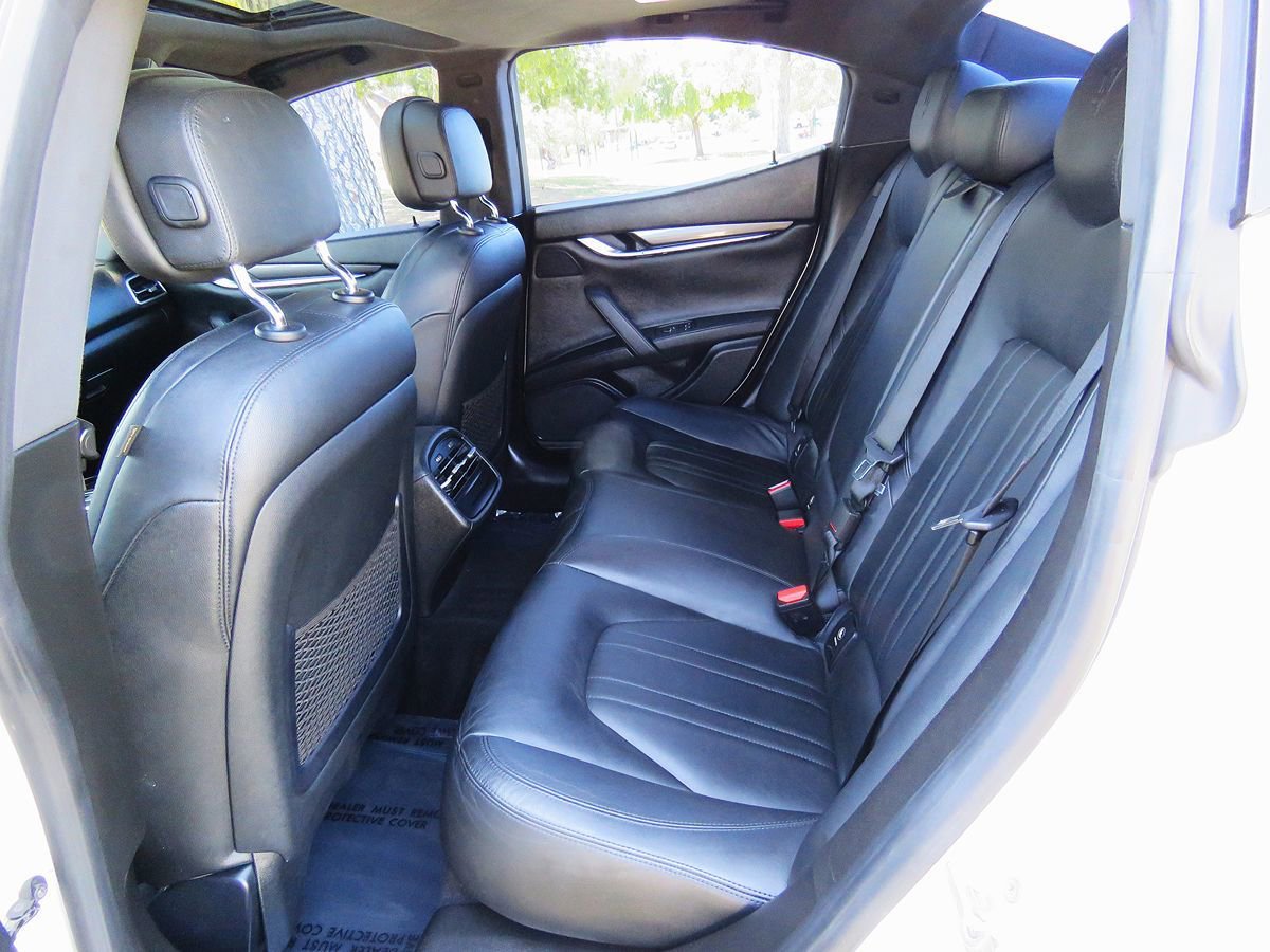 Used 2014 Maserati Ghibli RWD image 19