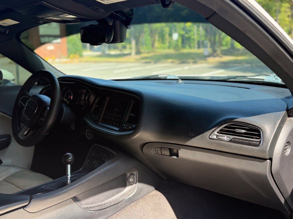 Used 2015 Dodge Challenger R/T Plus RWD image 15