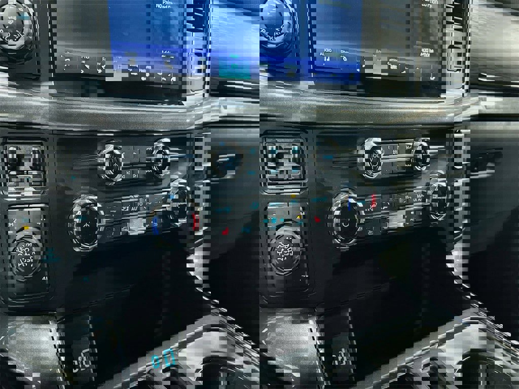 Used 2022 Ford F150 XLT w/ Equipment Group 302A High image 35