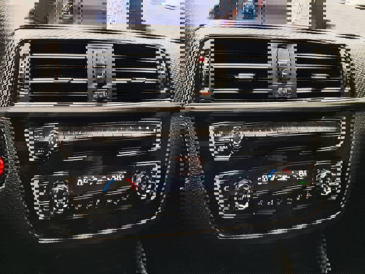 Used 2020 BMW M2 Competition w/ Executive Package image 28