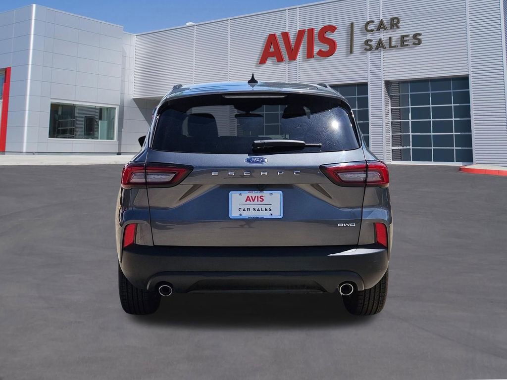 Used 2025 Ford Escape ST-Line image 5