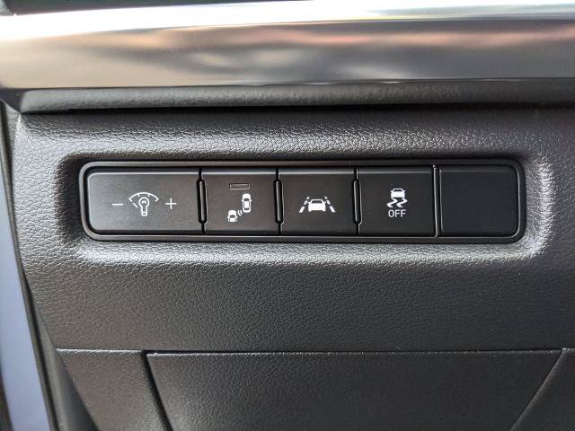Used 2022 Kia Telluride LX AWD/4WD image 14