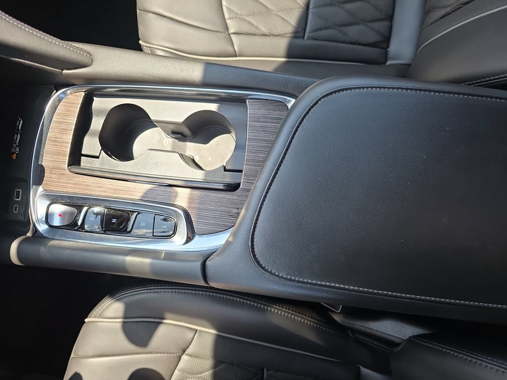 Used 2024 Buick Enclave Avenir w/ Trailering Package, 5000 lbs. FWD image 26