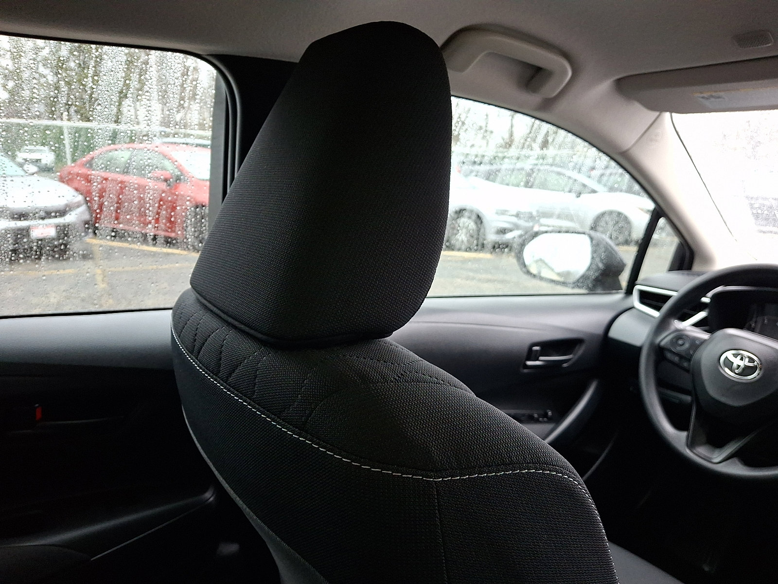 Used 2025 Toyota Corolla LE w/ LE Premium Package image 13