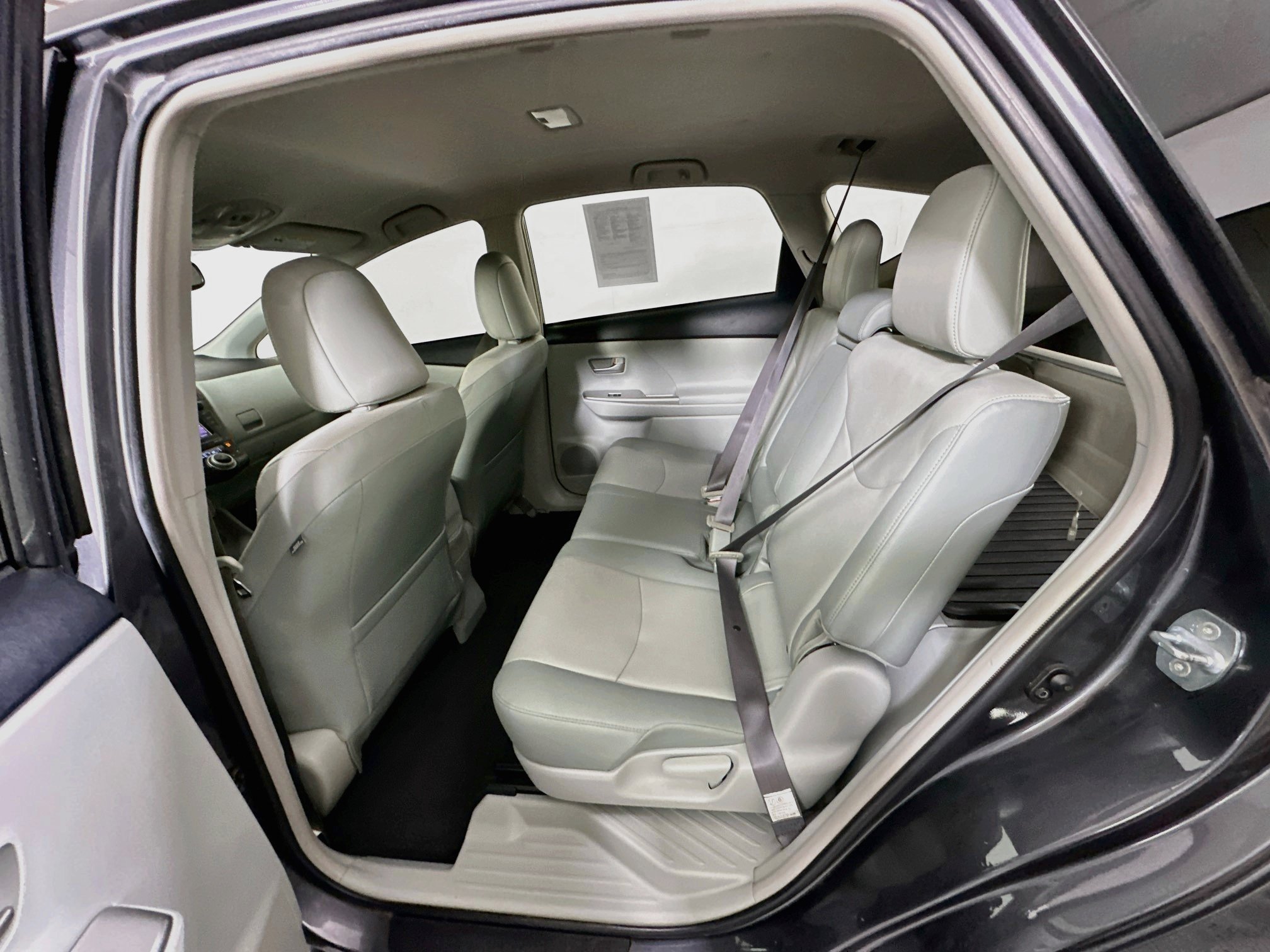 Used 2013 Toyota Prius V Five FWD image 26