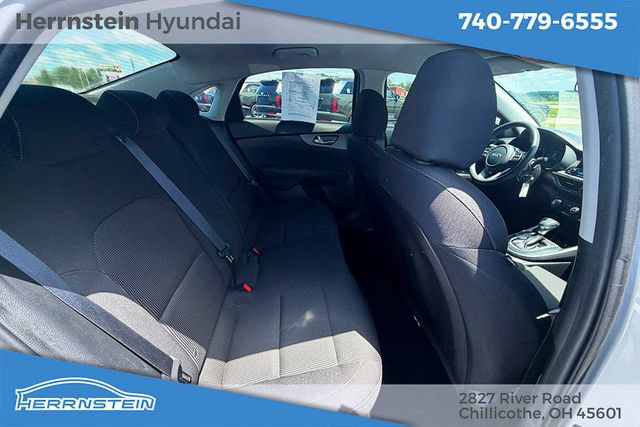 Used 2020 Kia Forte LXS FWD image 19