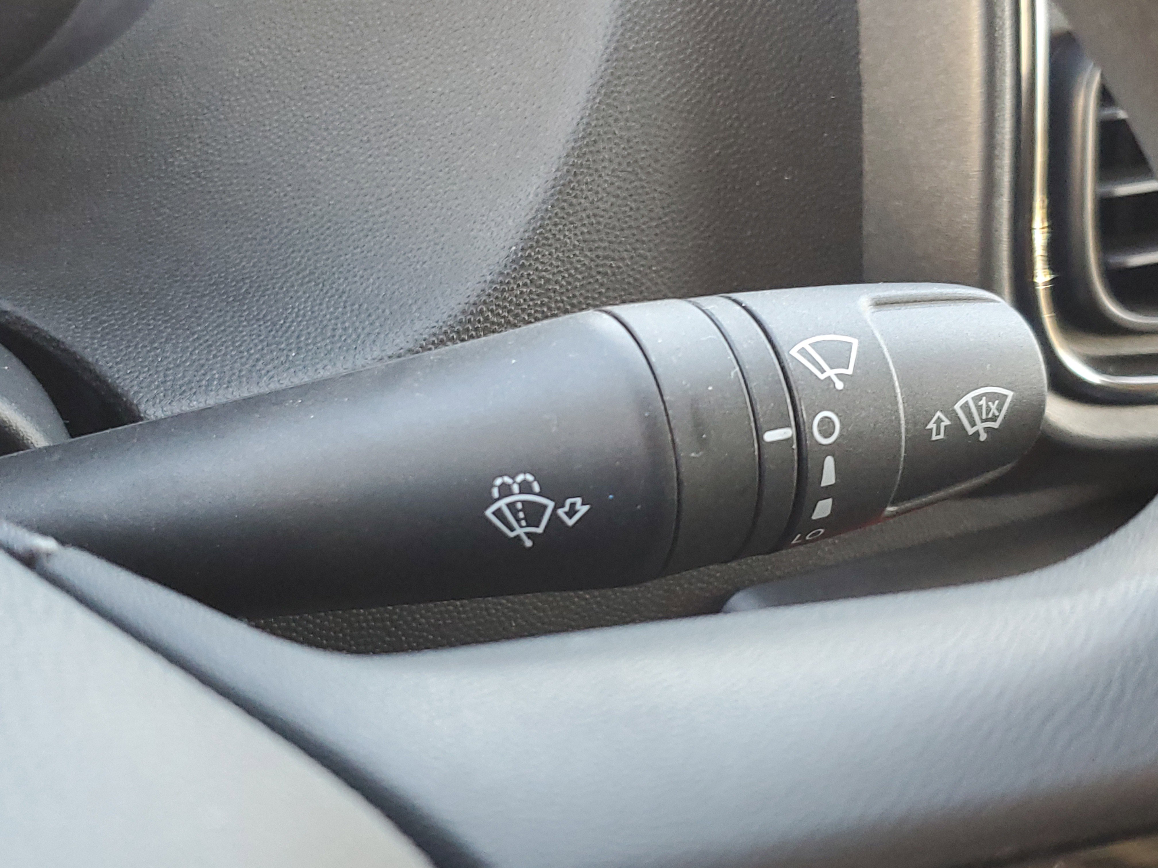 Used 2025 RAM ProMaster 1500 w/ Safety Group image 14