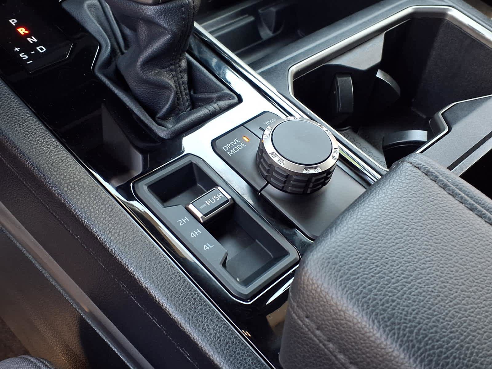 Used 2025 Toyota Tundra SR5 AWD/4WD image 16