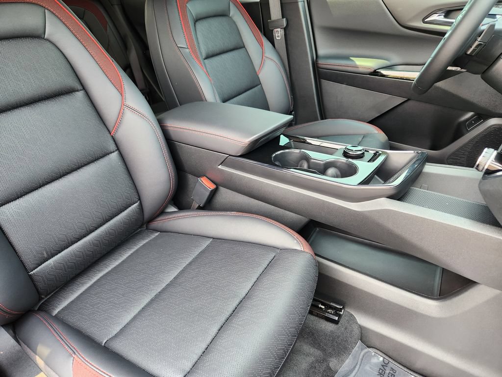 New 2027 Chevrolet Equinox RS w/ Safety and Technology Package AWD/4WD image 13