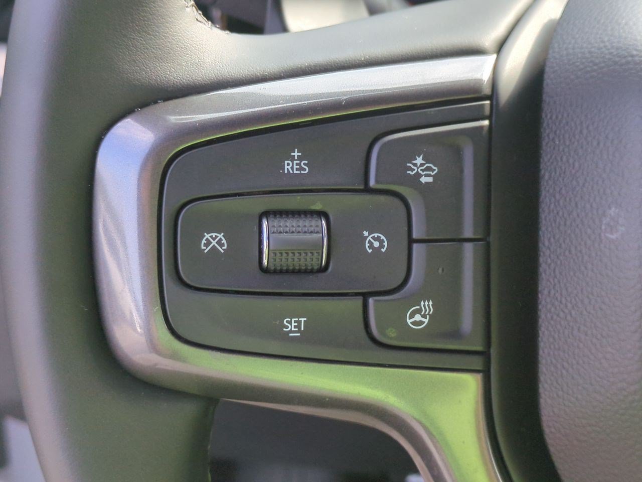 Used 2024 Chevrolet Silverado 1500 ZR2 w/ Technology Package AWD/4WD image 20