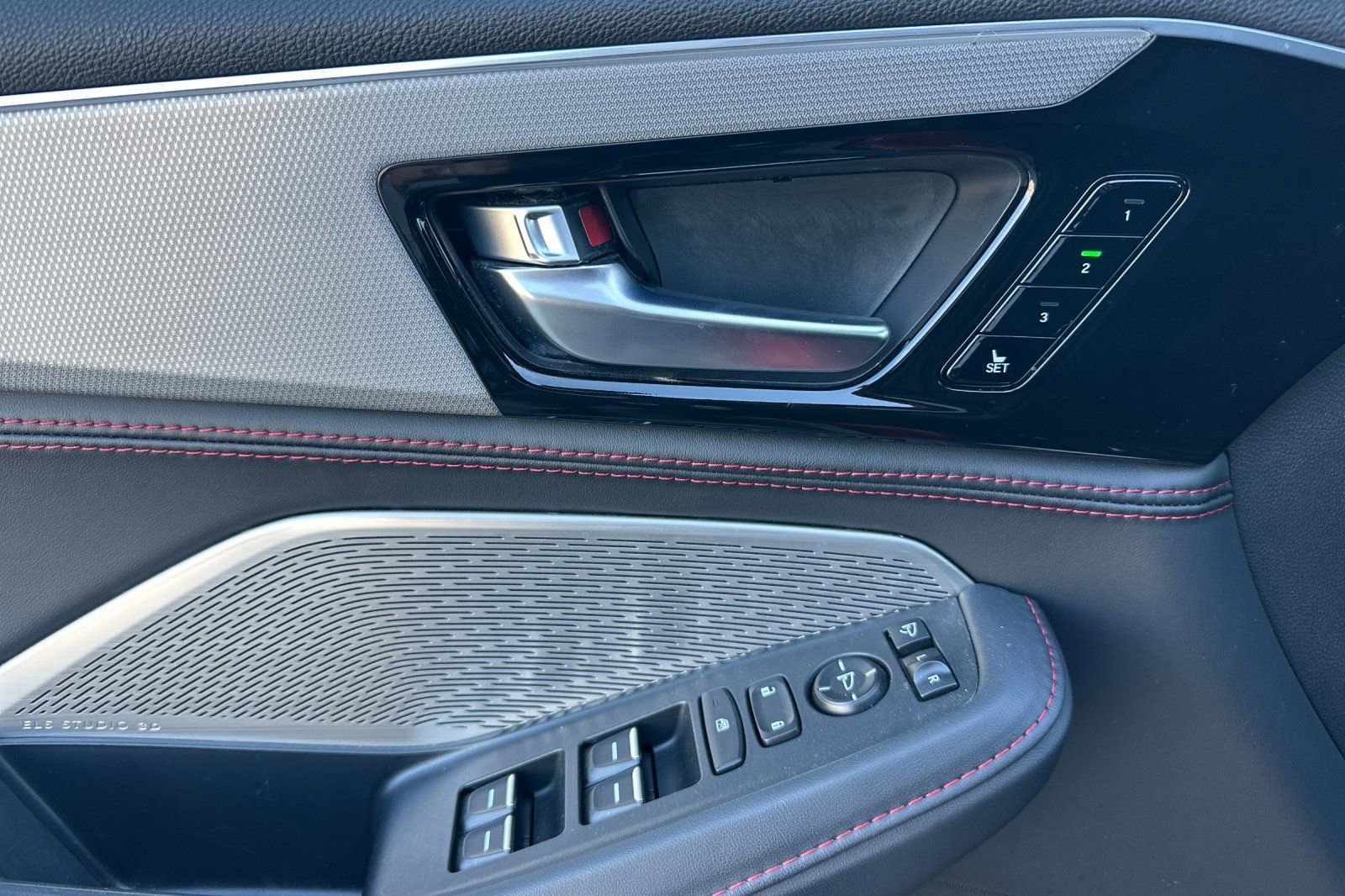 Used 2023 Acura MDX A-Spec AWD/4WD image 12