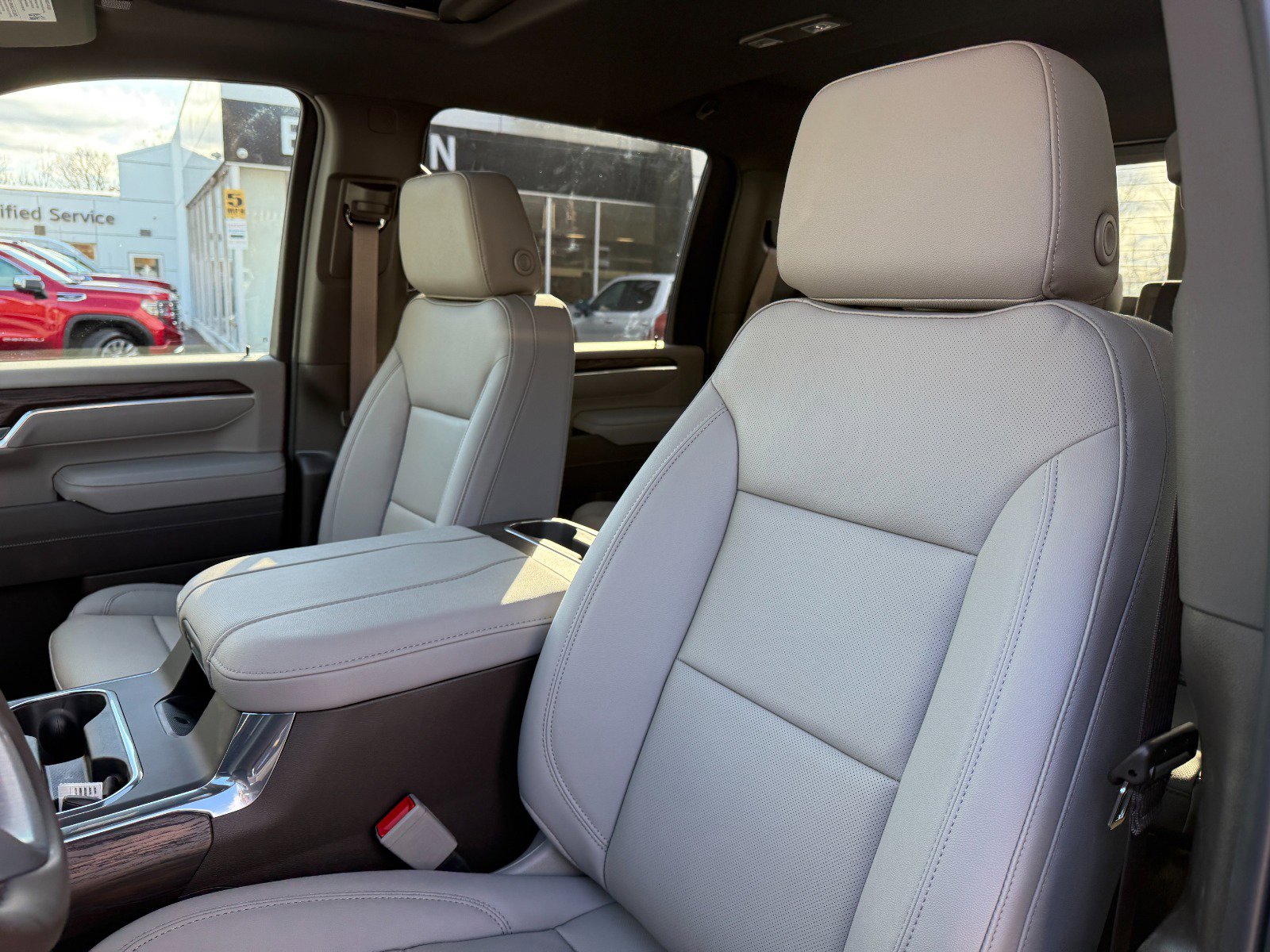 New 2026 GMC Sierra 2500 SLT w/ Max Trailering Package image 14