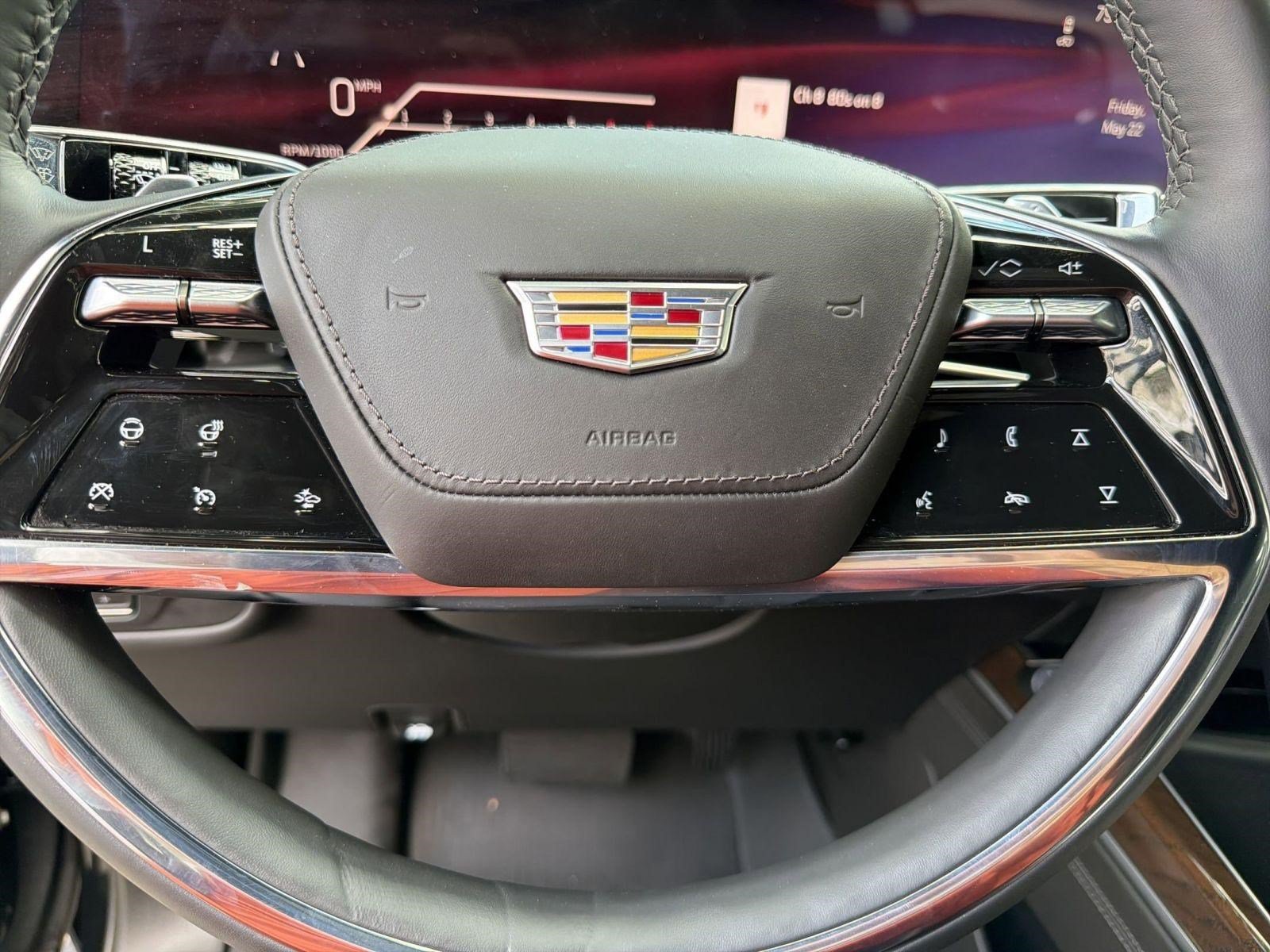 Certified 2025 Cadillac Escalade Sport Platinum w/ LPO, ONYX Package AWD/4WD image 18