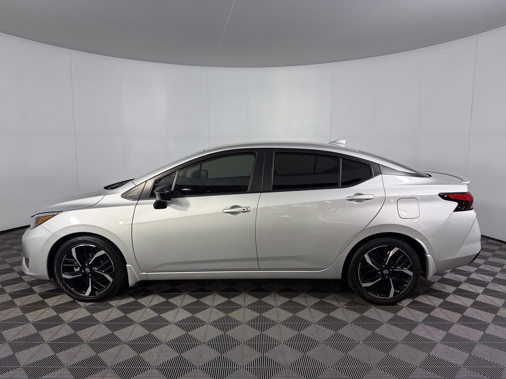 Used 2025 Nissan Versa SR w/ Trunk Package FWD image 9