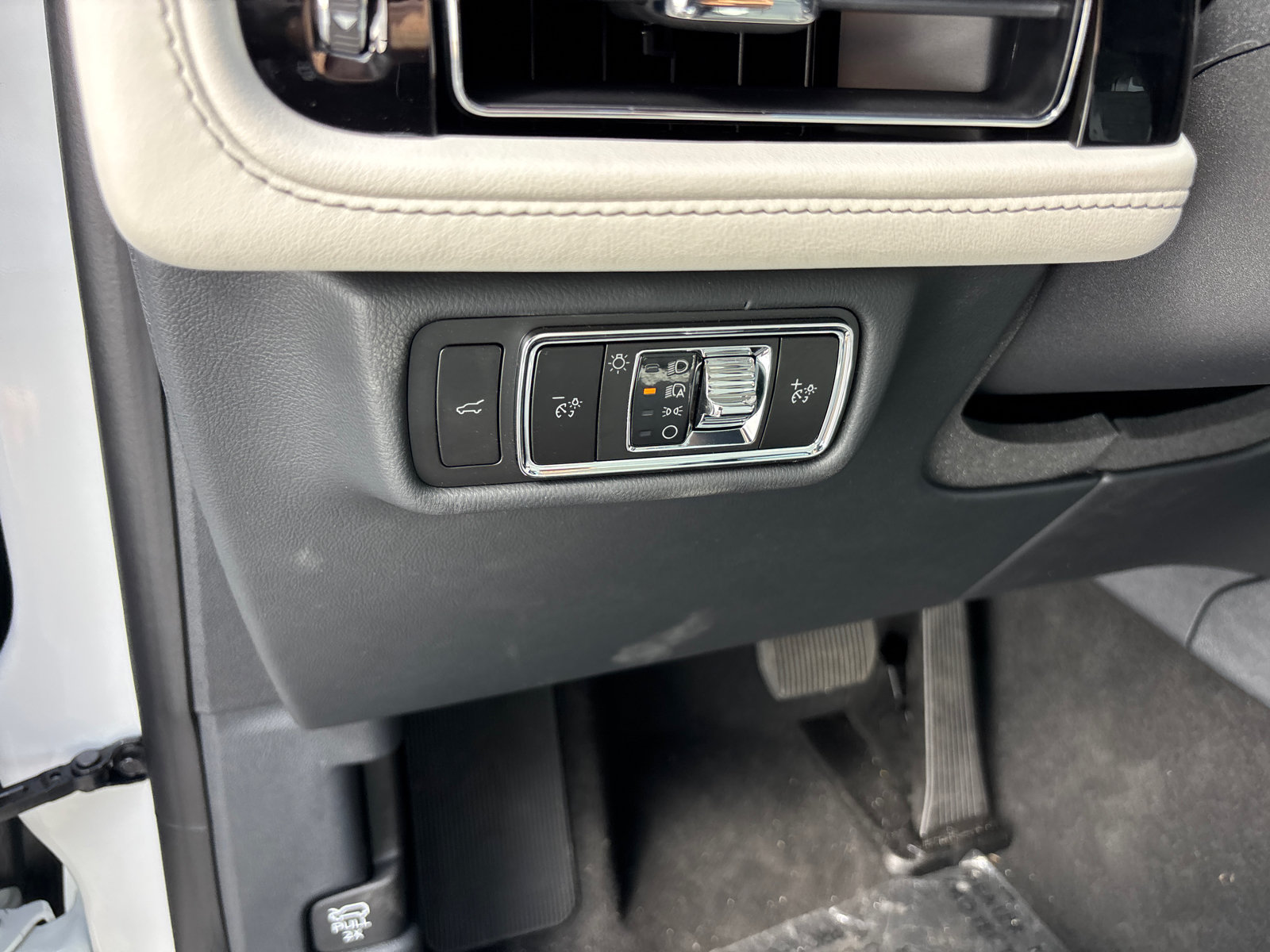 New 2027 Lincoln Aviator Reserve AWD/4WD image 13
