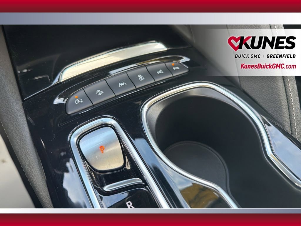 Used 2023 Buick Envision Avenir image 27