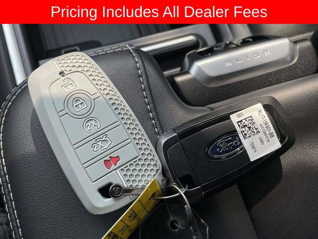 Used 2026 Ford Expedition Platinum w/ Stealth Appearance Package AWD/4WD image 32