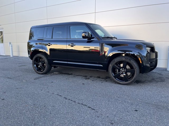 New 2025 Land Rover Defender 110 V8 image 24