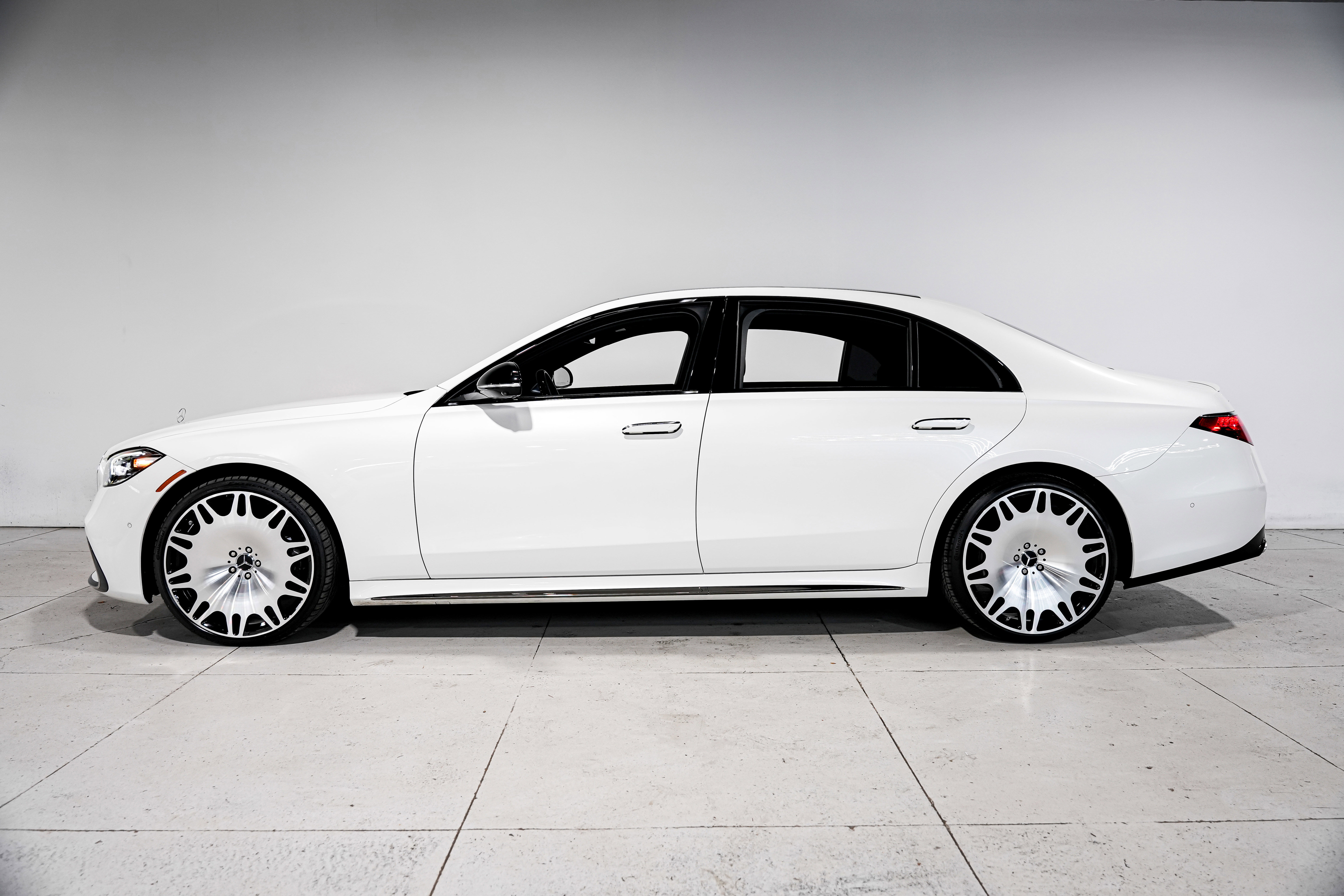 Used 2023 Mercedes-Benz S 580 4MATIC Sedan image 8