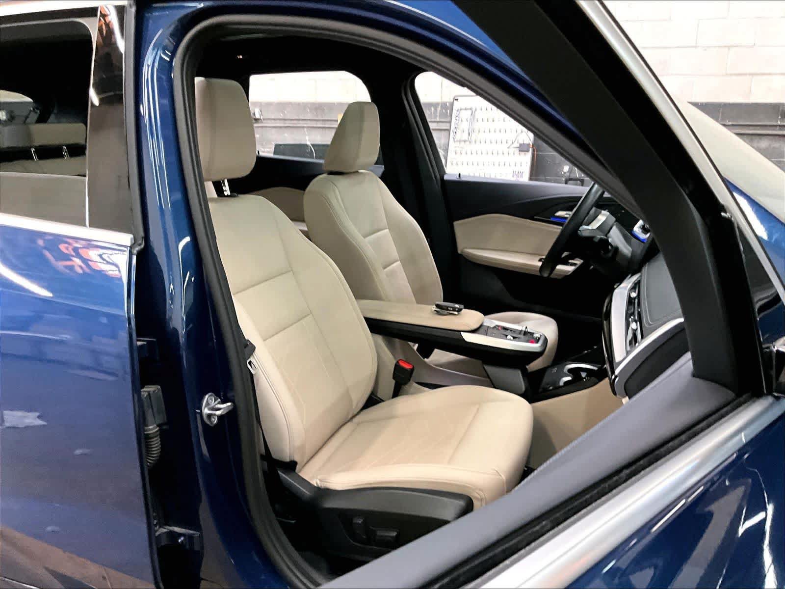Used 2023 BMW X1 xDrive28i w/ Convenience Package AWD/4WD image 10