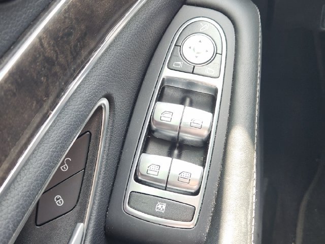 Used 2019 Mercedes-Benz S 560 Sedan image 22