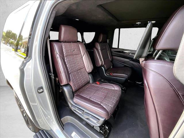 Certified 2024 Cadillac Escalade ESV Sport Platinum w/ LPO, ONYX Package AWD/4WD image 28