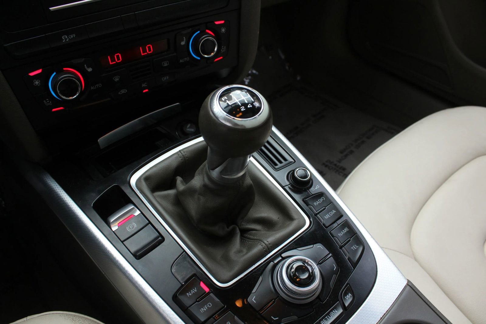 Used 2011 Audi A5 2.0T Premium Plus AWD/4WD image 28