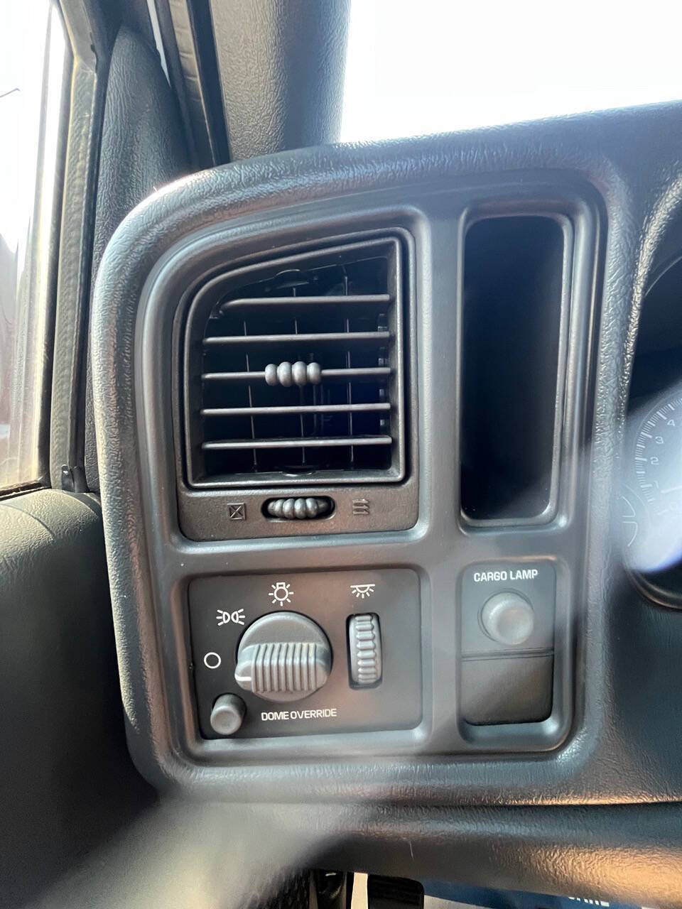 Used 2001 GMC Sierra 1500 2WD Regular Cab image 19