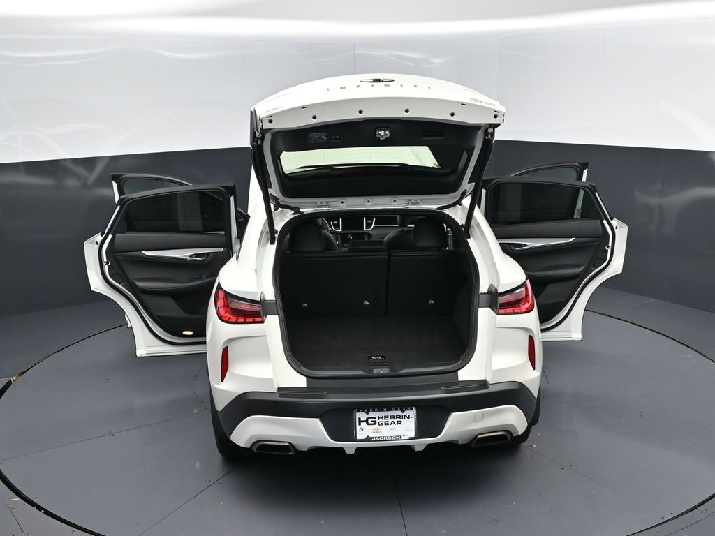 Certified 2023 INFINITI QX55 Luxe w/ Cargo Package image 48