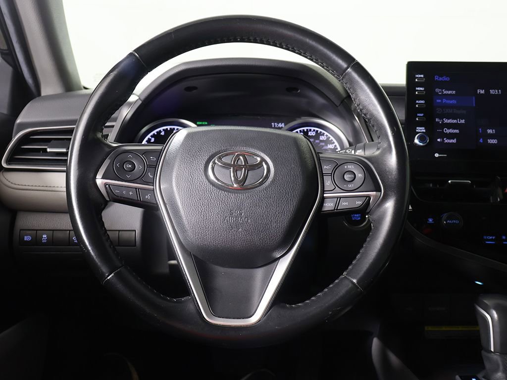 Used 2021 Toyota Camry XLE FWD image 35