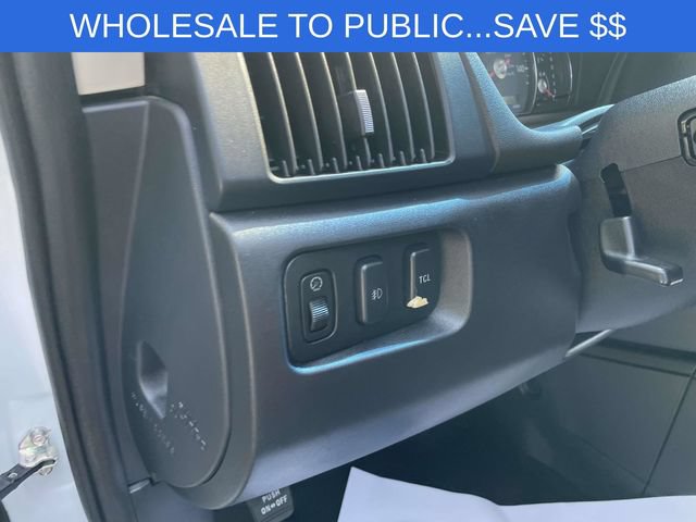 Used 2011 Mitsubishi Endeavor SE FWD image 23