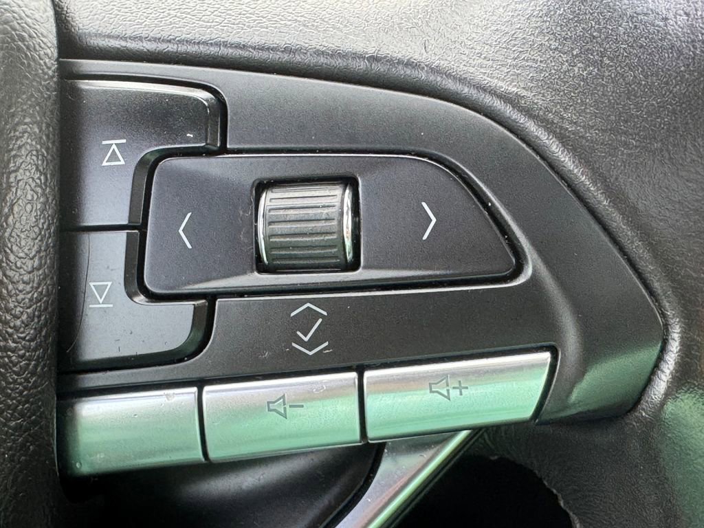 Used 2023 Cadillac XT6 Luxury FWD image 27