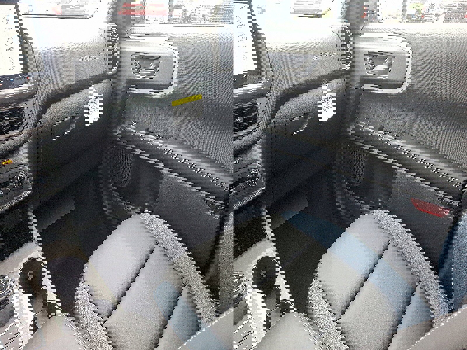 New 2025 Ford Bronco Sport Outer Banks w/ Outer Banks Tech Package+ image 18