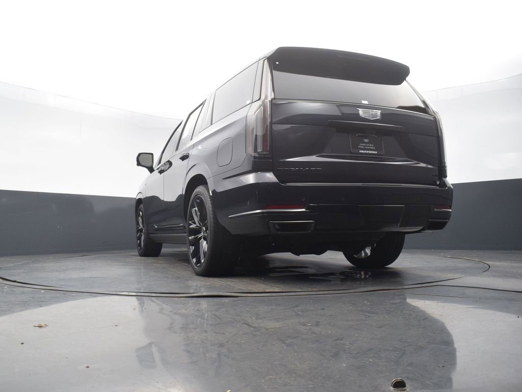 Certified 2026 Cadillac Escalade Platinum Sport w/ LPO, ONYX Package image 50