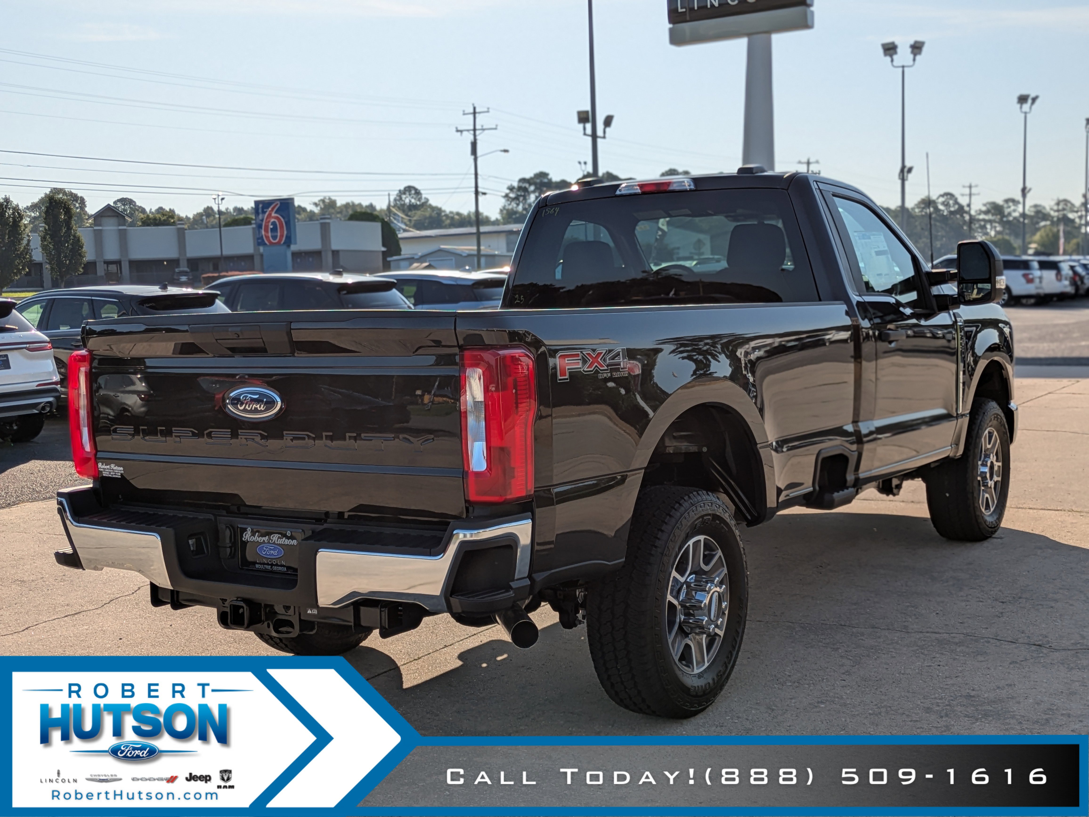 New 2025 Ford F350 XLT w/ FX4 Off-Road Package image 6