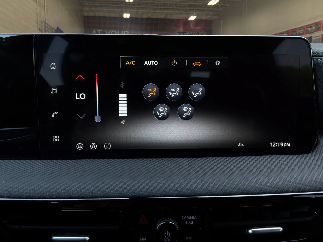 Used 2026 Nissan Kicks SR FWD image 36