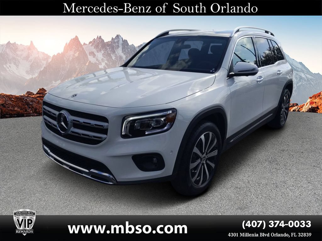 Used 2022 Mercedes-Benz GLB 250 4MATIC image 5
