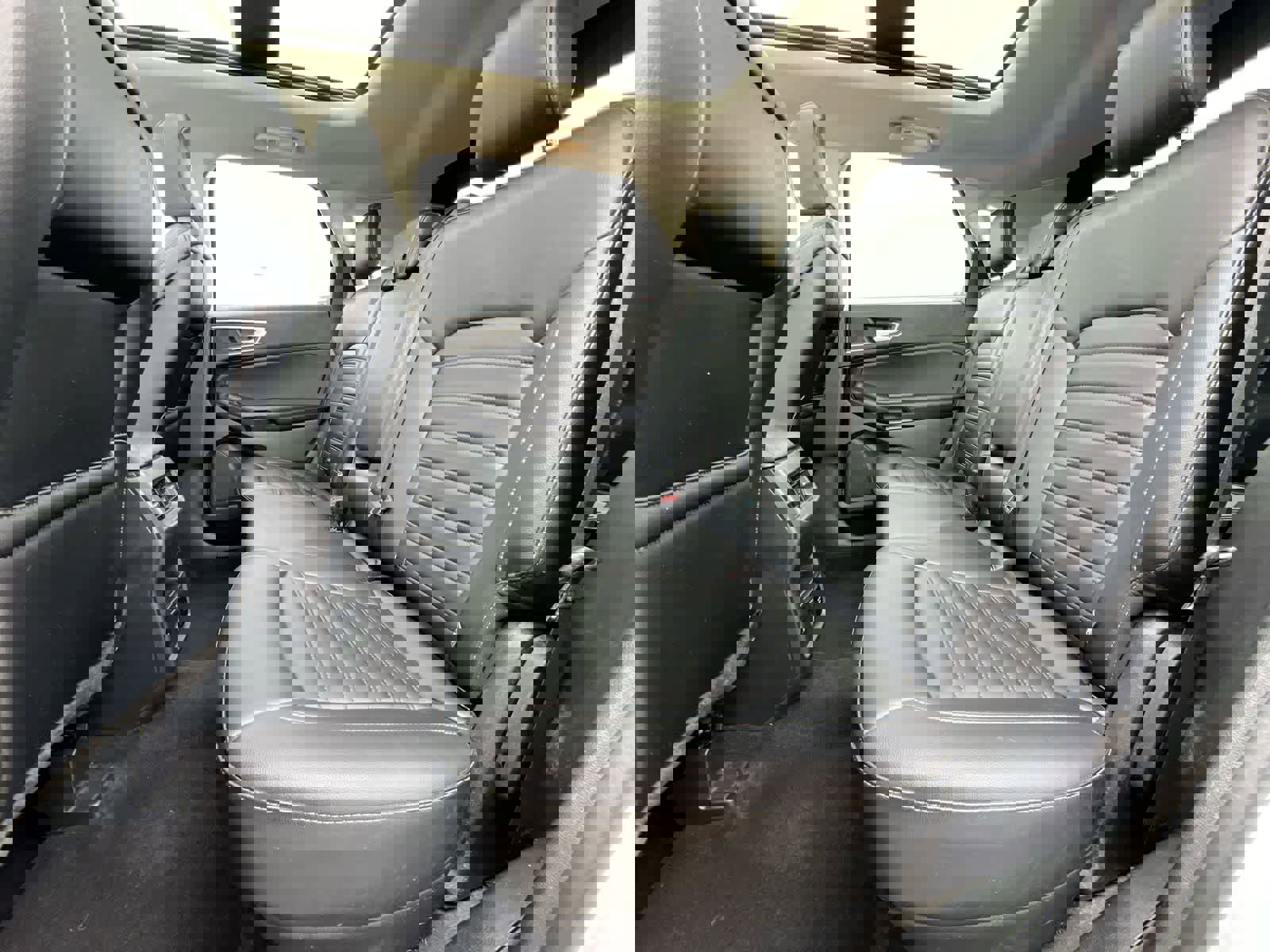 Used 2023 Ford Edge SEL w/ Convenience Package image 19