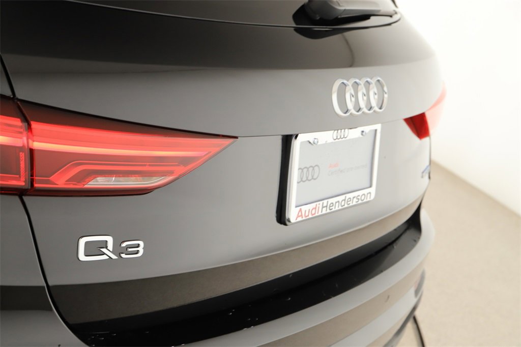 Certified 2025 Audi Q3 2.0T Premium w/ Convenience Package image 31