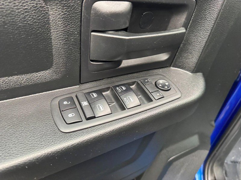 Used 2018 RAM 1500 Express image 12