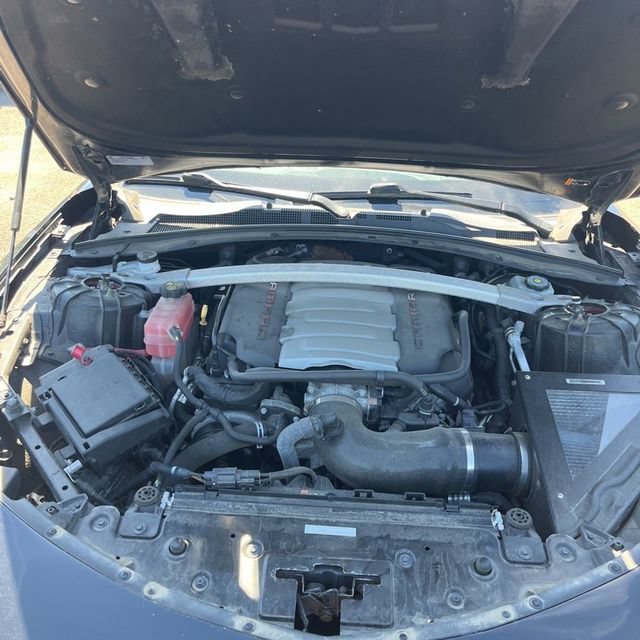 Used 2018 Chevrolet Camaro SS RWD image 19