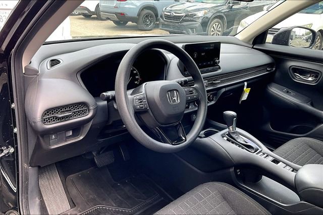Certified 2025 Honda HR-V LX image 14