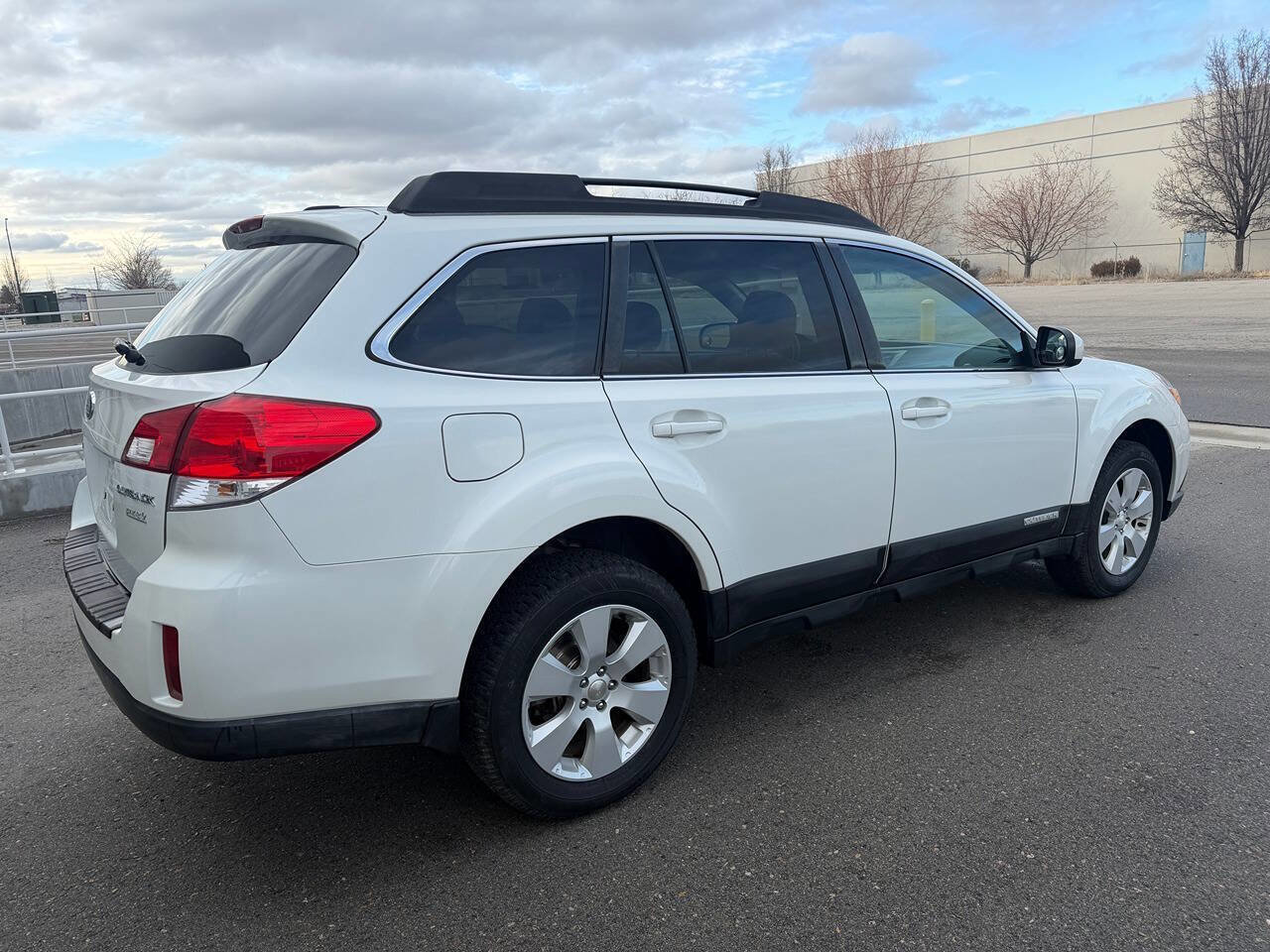 Used 2012 Subaru Outback 2.5i Premium image 13