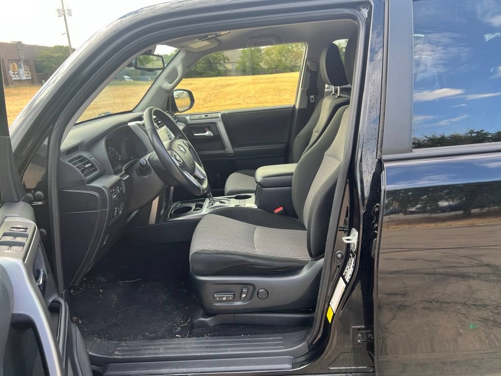 Used 2024 Toyota 4Runner SR5 RWD image 6