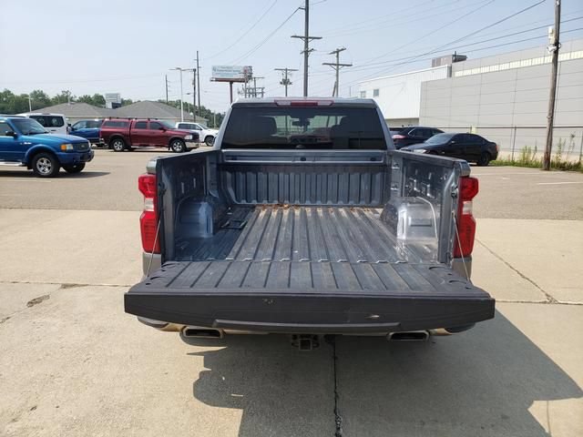 Used 2019 Chevrolet Silverado 1500 LT w/ All-Star Edition AWD/4WD image 6