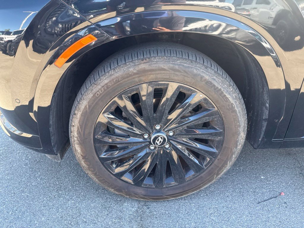 Used 2025 Hyundai Palisade Calligraphy AWD/4WD image 13