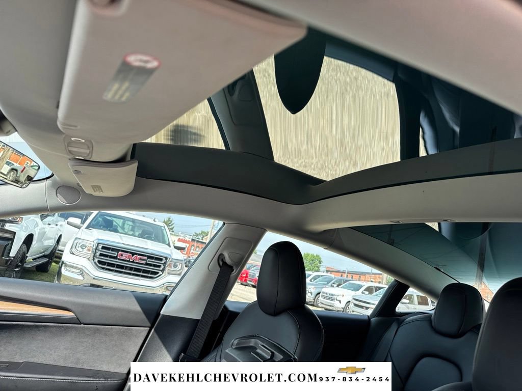 Used 2022 Tesla Model 3 Long Range AWD/4WD image 15