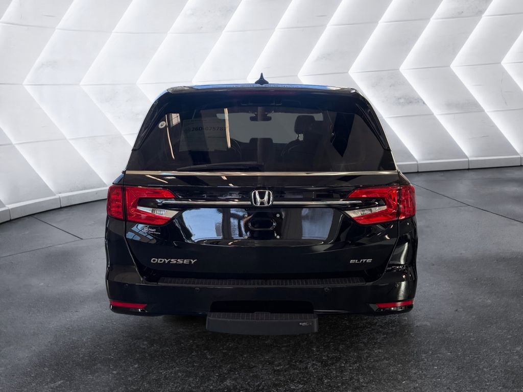 Used 2022 Honda Odyssey Elite image 5